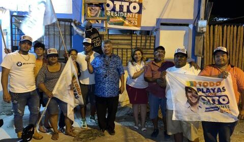 Престрелка край семейството на еквадорски кандидат за президент - 1